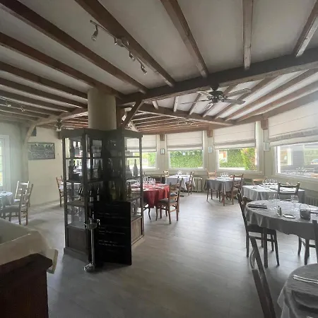 L'hôtel Restaurant Du Canard Hangest-sur-Somme