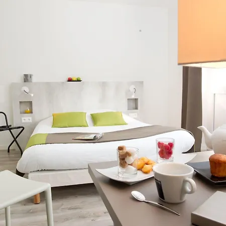 Logis - Restaurant Du Canard 酒店 3*