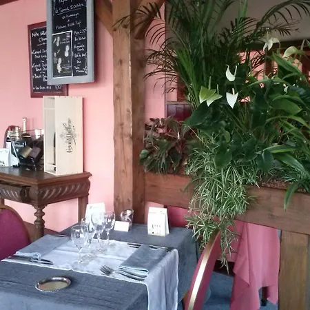 Hotel L'hôtel Restaurant Du Canard Hangest-sur-Somme