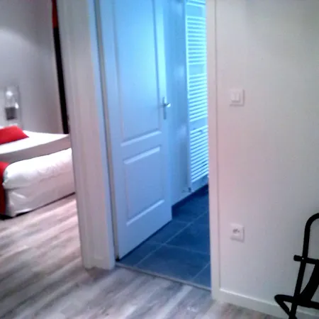 Logis - Restaurant Du Canard 酒店 3*