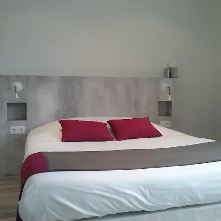 Logis - Restaurant Du Canard Hotel